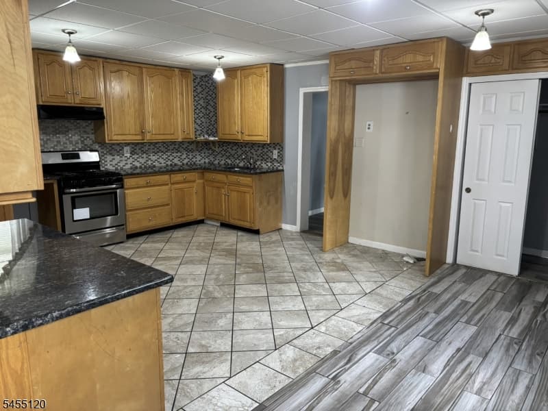 172 Burkley Pl, Union Twp. photo 6