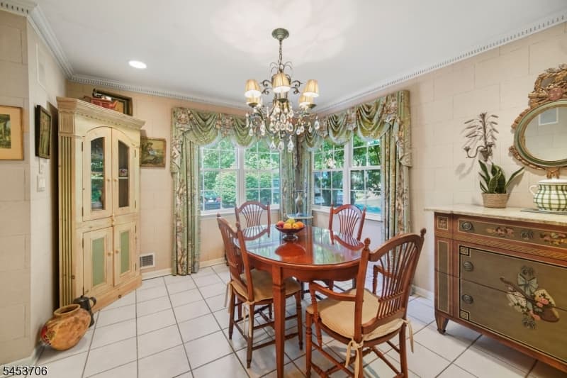 21 Berkeley Square Condo, Berkeley Heights Twp. photo 5
