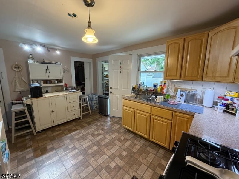 413 Pine St, Roselle Boro photo 14