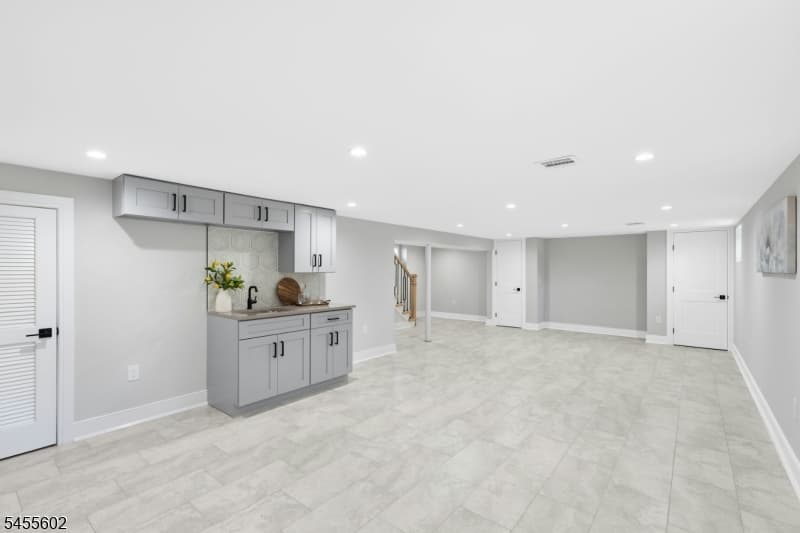 28 Pershing Ave, Cranford Twp. photo 42