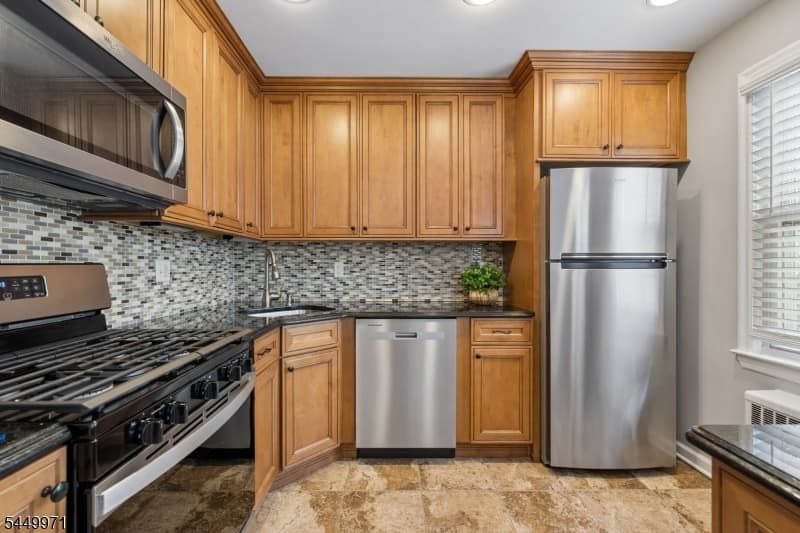 412 Morris Ave, Summit City photo 13
