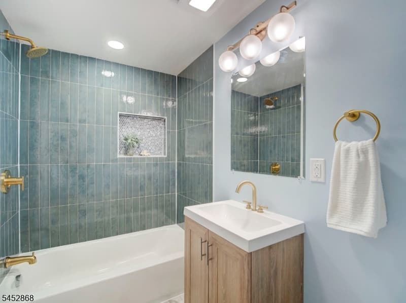156 W Lincoln Ave, Roselle Park Boro photo 23