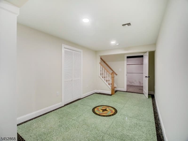156 W Lincoln Ave, Roselle Park Boro photo 25