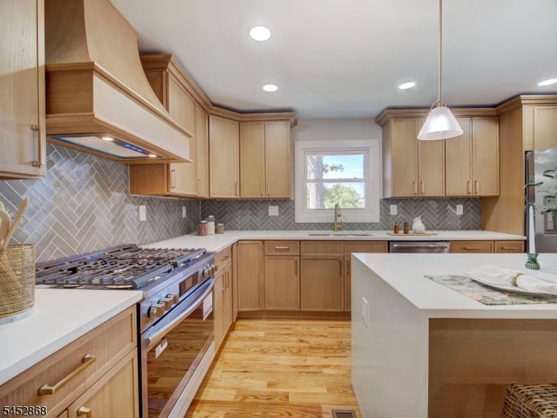 156 W Lincoln Ave, Roselle Park Boro photo 9