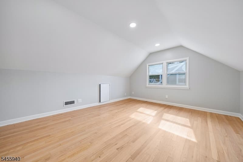 529 Richfield Avenue, Kenilworth Boro photo 10