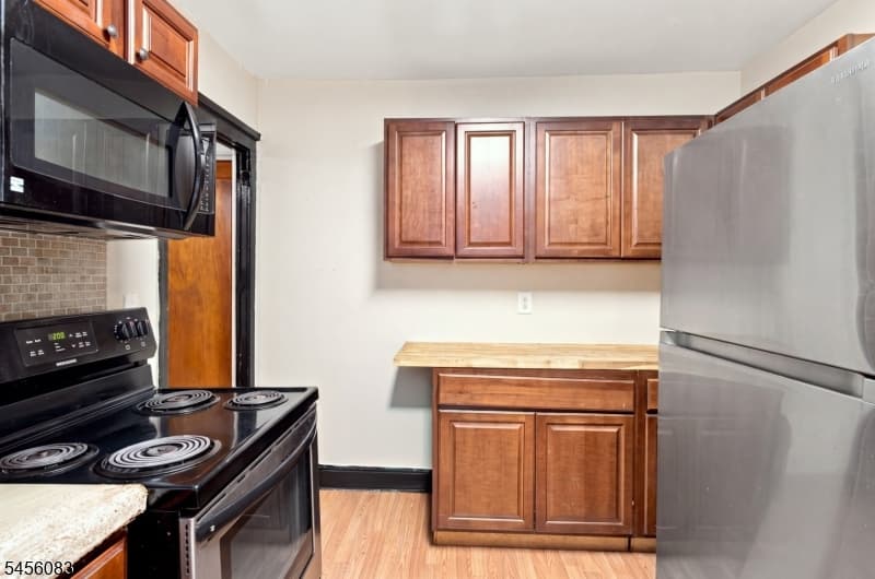 2088 Lentz Ave, Union Twp. photo 8