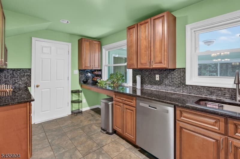 2090 Raritan Rd, Scotch Plains Twp. photo 6