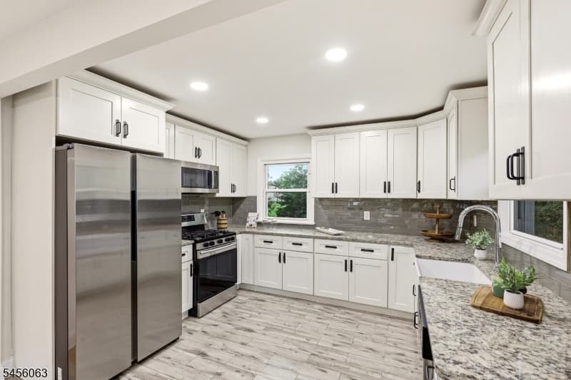 760 Harrison Ave, Roselle Boro photo 11