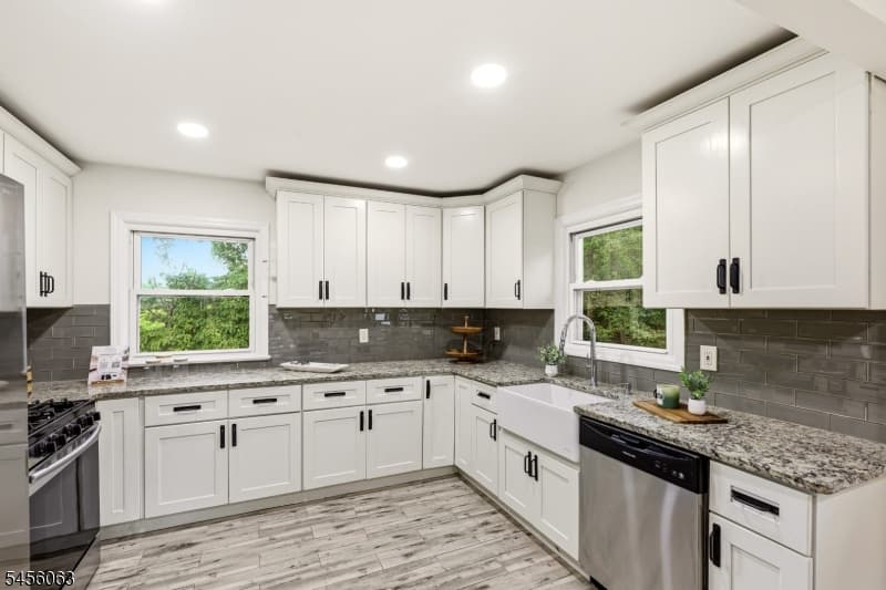760 Harrison Ave, Roselle Boro photo 12