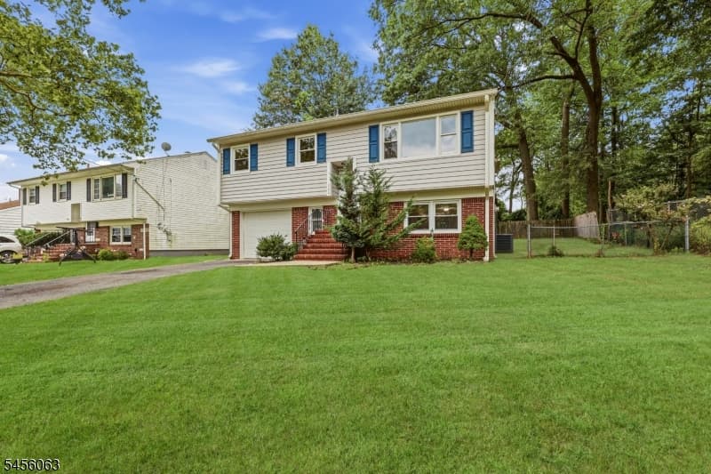 760 Harrison Ave, Roselle Boro photo 3