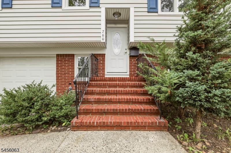 760 Harrison Ave, Roselle Boro photo 4