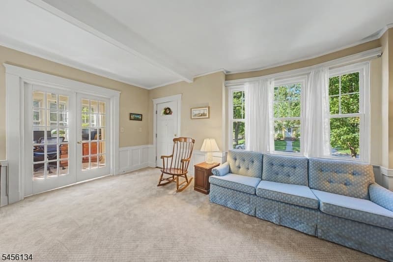 117 Severin Ct, Cranford Twp. photo 8