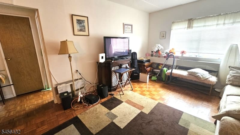 255 Tucker Ave, Union Twp. photo 3