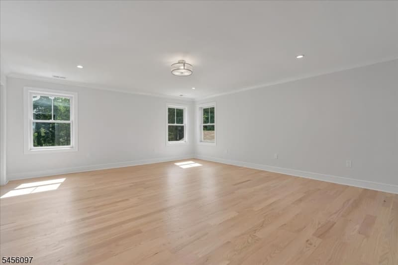 517 Lexington Ave, Cranford Twp. photo 27