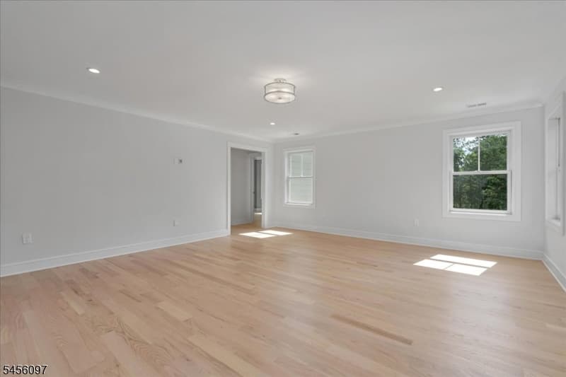 517 Lexington Ave, Cranford Twp. photo 28