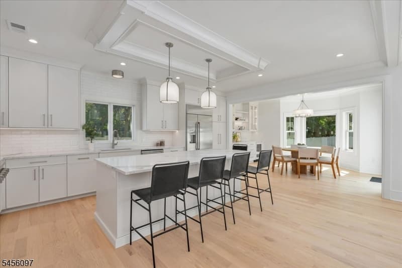 517 Lexington Ave, Cranford Twp. photo 4
