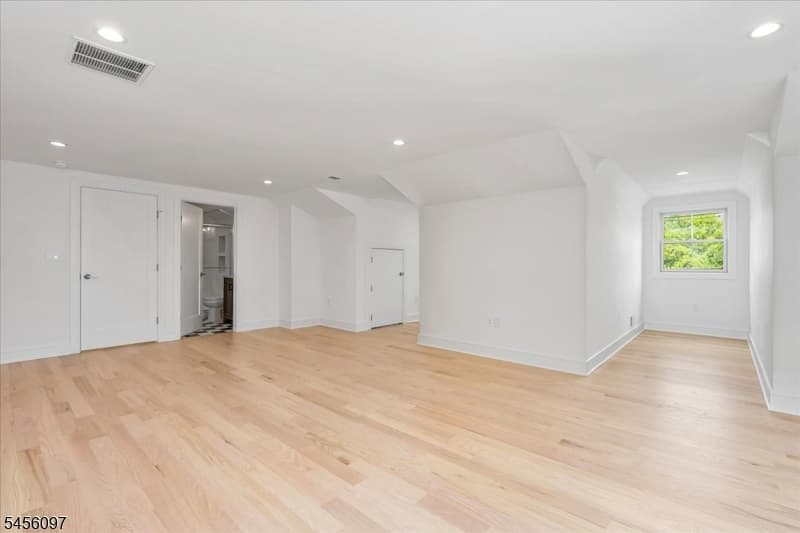 517 Lexington Ave, Cranford Twp. photo 42