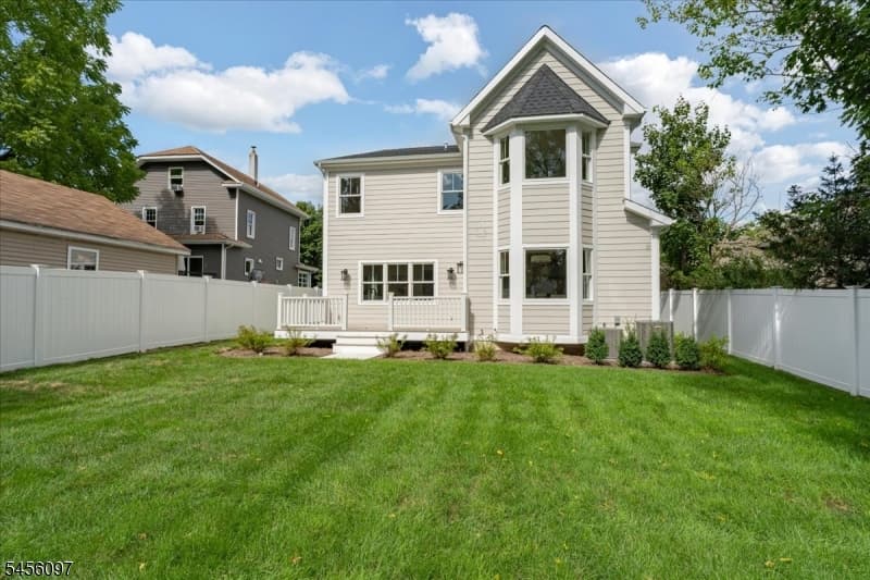517 Lexington Ave, Cranford Twp. photo 47