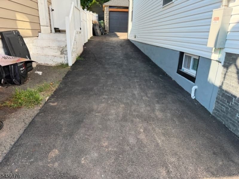 415 E 4Th Ave, Roselle Boro photo 3