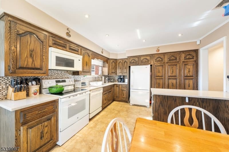1015 Georgian Dr, Linden City photo 12