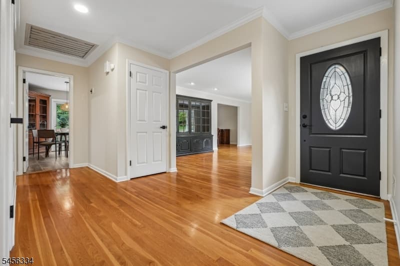 14 Burlington Rd, Berkeley Heights Twp. photo 3
