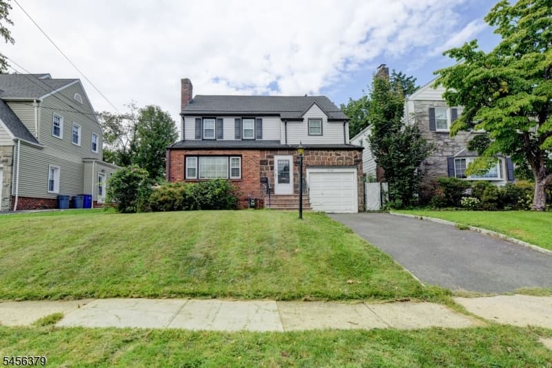 2758 Larchmont Rd, Union Twp. photo 2
