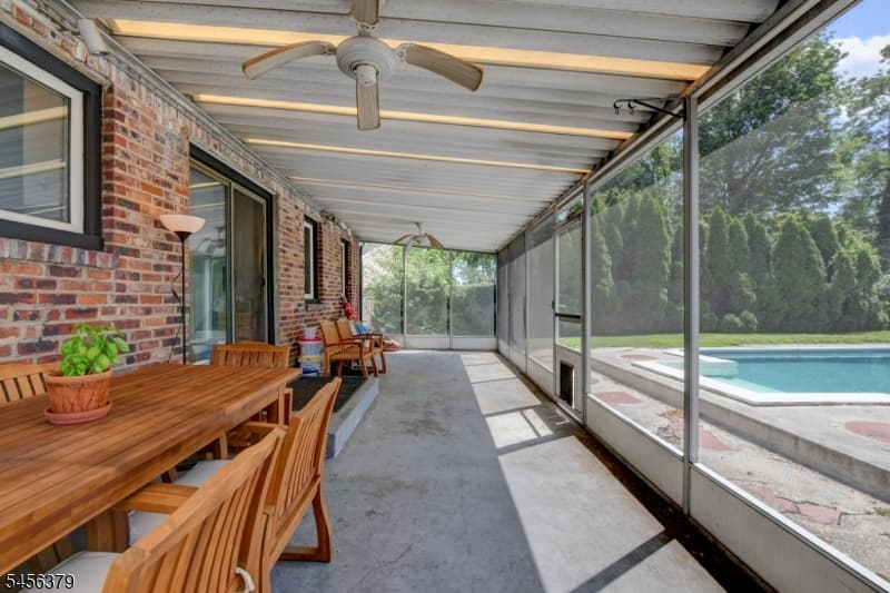 2758 Larchmont Rd, Union Twp. photo 36