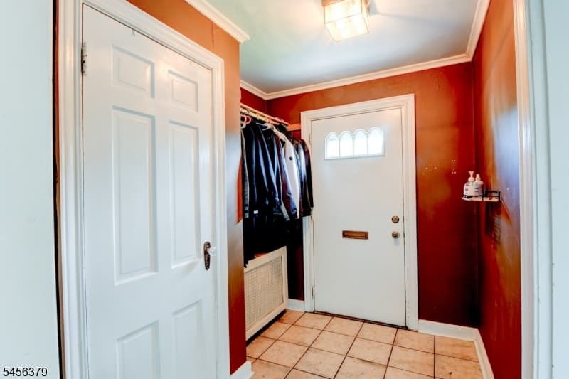 2758 Larchmont Rd, Union Twp. photo 4