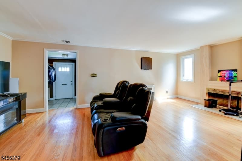 2758 Larchmont Rd, Union Twp. photo 7