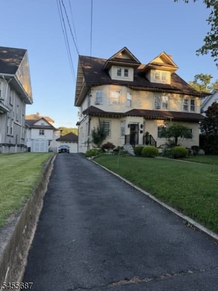 1007 W 8Th St, Plainfield City