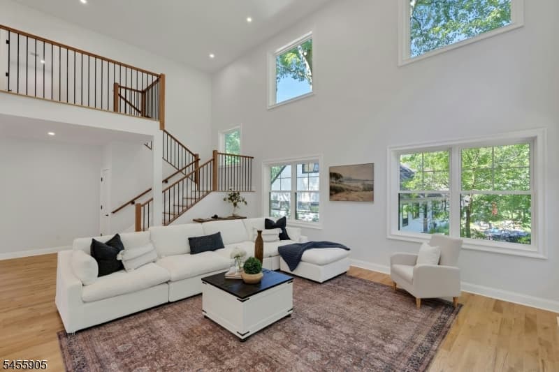 21 Kuntz Ave, Berkeley Heights Twp. photo 3