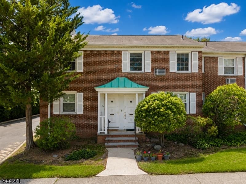 445 Morris Ave, Springfield Twp. photo 12