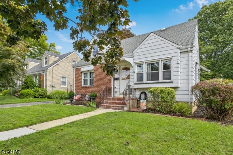 827 Pine St, Roselle Park Boro photo 2
