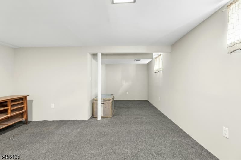 827 Pine St, Roselle Park Boro photo 20