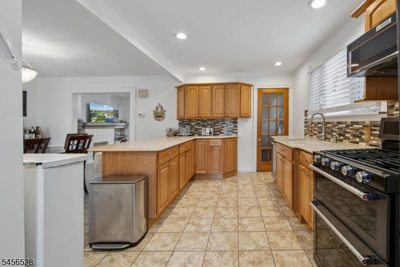 1027 Salem Ave, Hillside Twp. photo 12