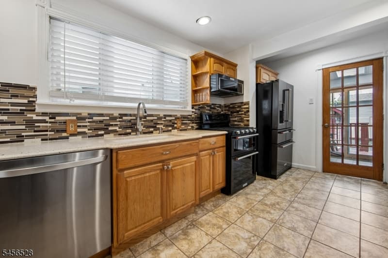 1027 Salem Ave, Hillside Twp. photo 13