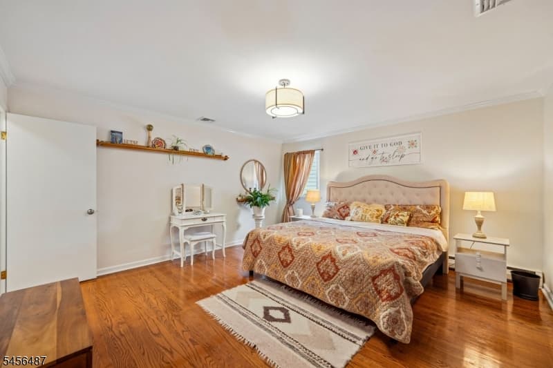 196 Galloping Hill Rd, Roselle Park Boro photo 11