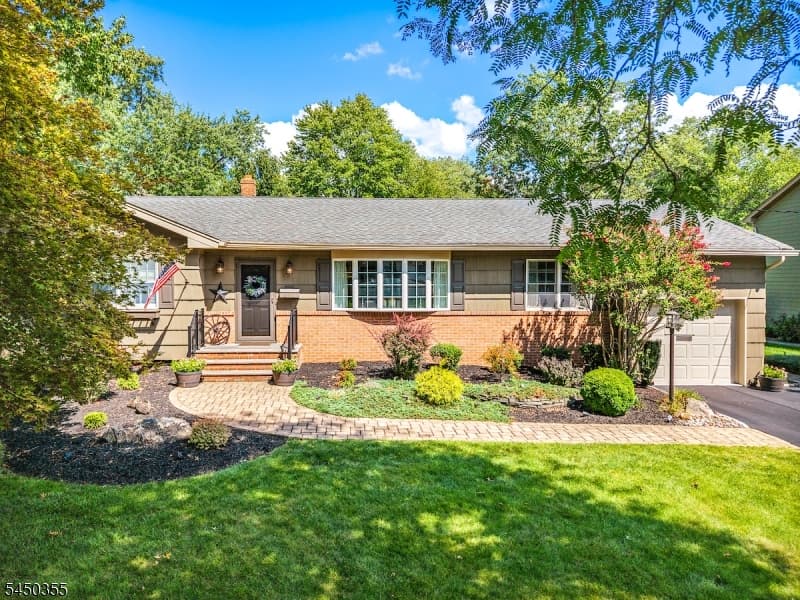211 Briarheath Lane, Clark Twp. photo 35
