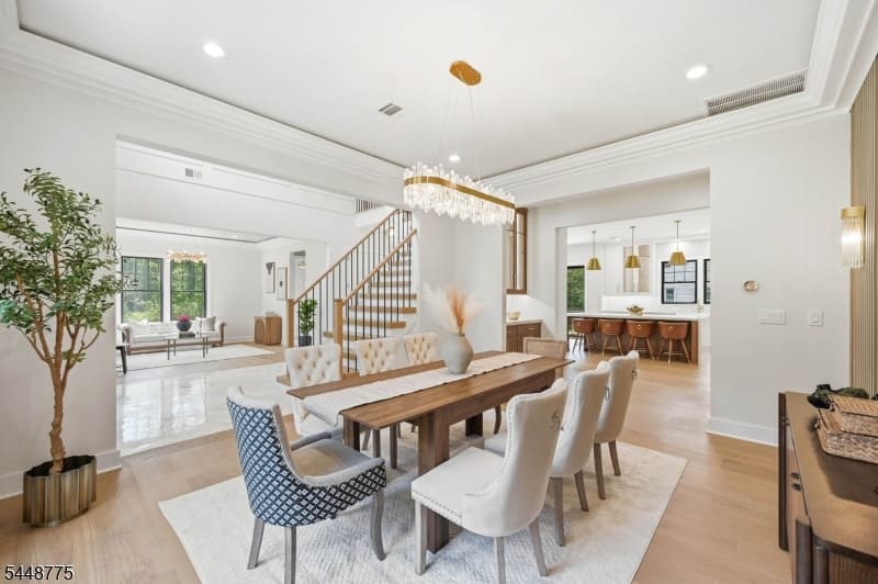 2 Barchester Way, Westfield Town photo 8