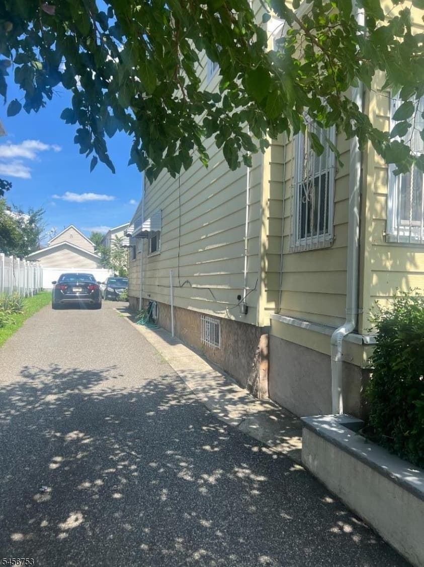 1013-1015 Laura St, Elizabeth City photo 2