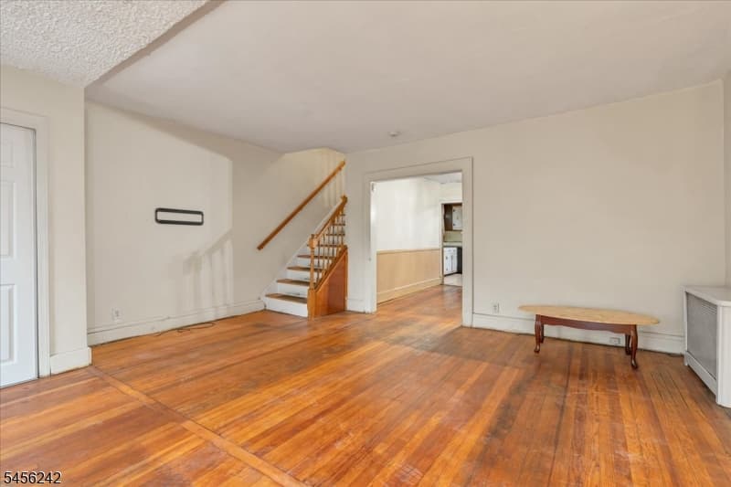 1445 Hiawatha Avenue, Hillside Twp. photo 3