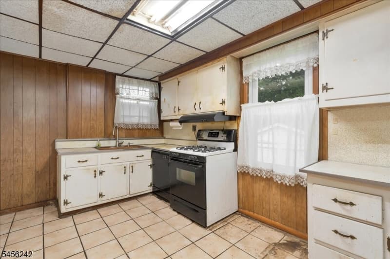 1445 Hiawatha Avenue, Hillside Twp. photo 9