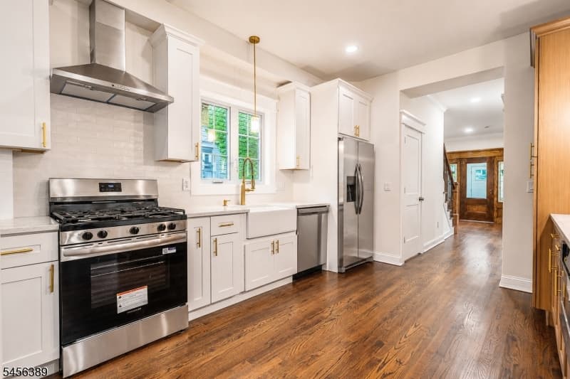 217 E Clay Ave, Roselle Park Boro photo 11