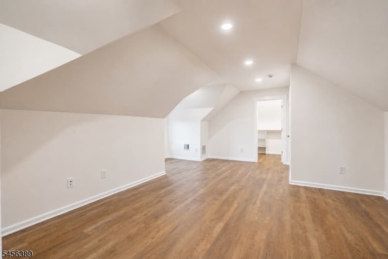 217 E Clay Ave, Roselle Park Boro photo 32