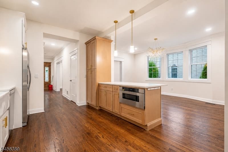 217 E Clay Ave, Roselle Park Boro photo 9