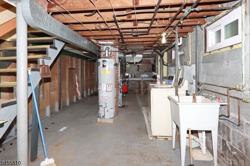2623 N Wood Ave, Linden City photo 11