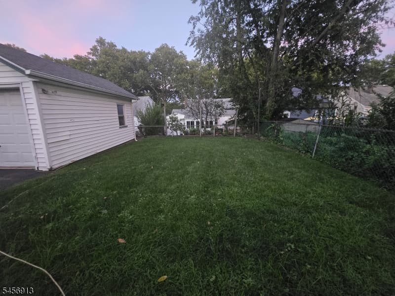 1029 Thomas Street, Hillside Twp. photo 18