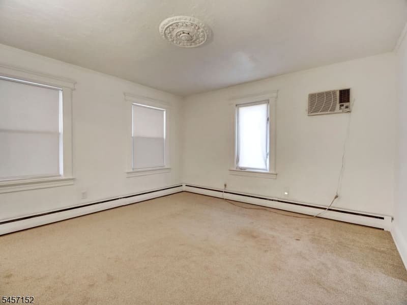 320 E 1St Ave, Roselle Boro photo 8