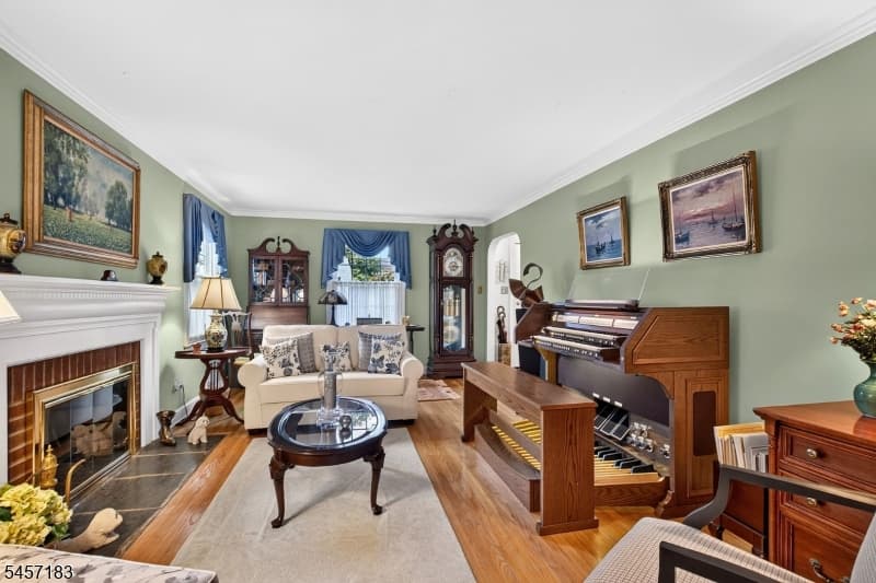 665 Fairfield Way, Union Twp. photo 5