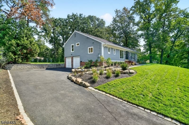 910 Minisink Way, Westfield Town photo 2